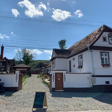 Taverna Sasului Базна Экстерьер фото